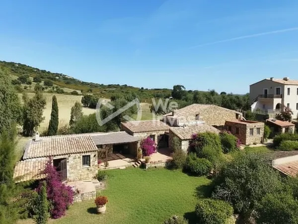 Propriété du XVIIIème siècle sur 1 hectare de terrain