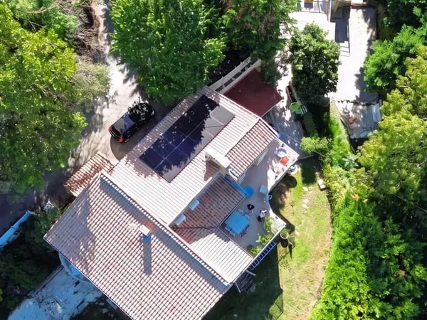 Maison 6 pièces 221 m²