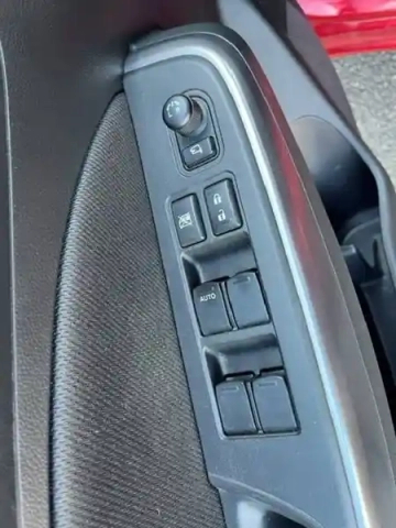Suzuki Swift 1.2 dualjet hybrid — photo 15