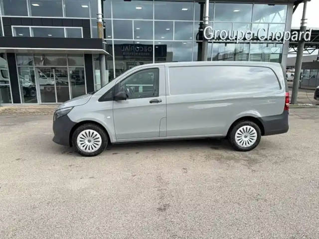 Mercedes Vito fourgon 114 cdi long bvm6 rwd — photo 10