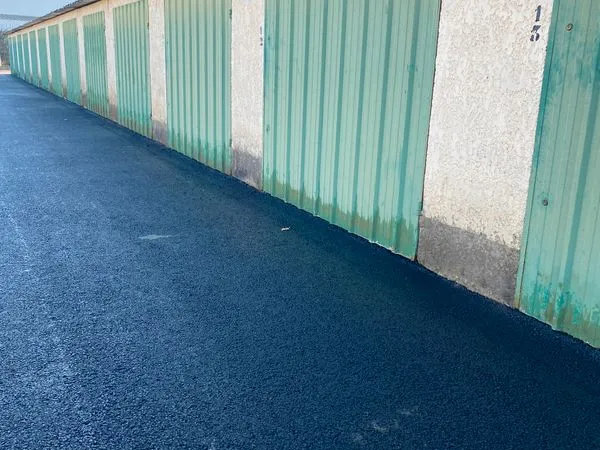 GARAGE / BOX /parking/ LOCAL / ATELIER / ENTREPOT/