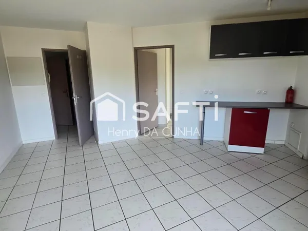 T2 avec balcon + piscine, loué ou non 800€/mois !