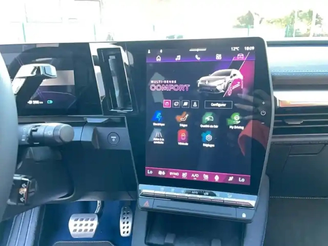 Renault Scenic e-tech electrique 220 ch grande autonomie — photo 35