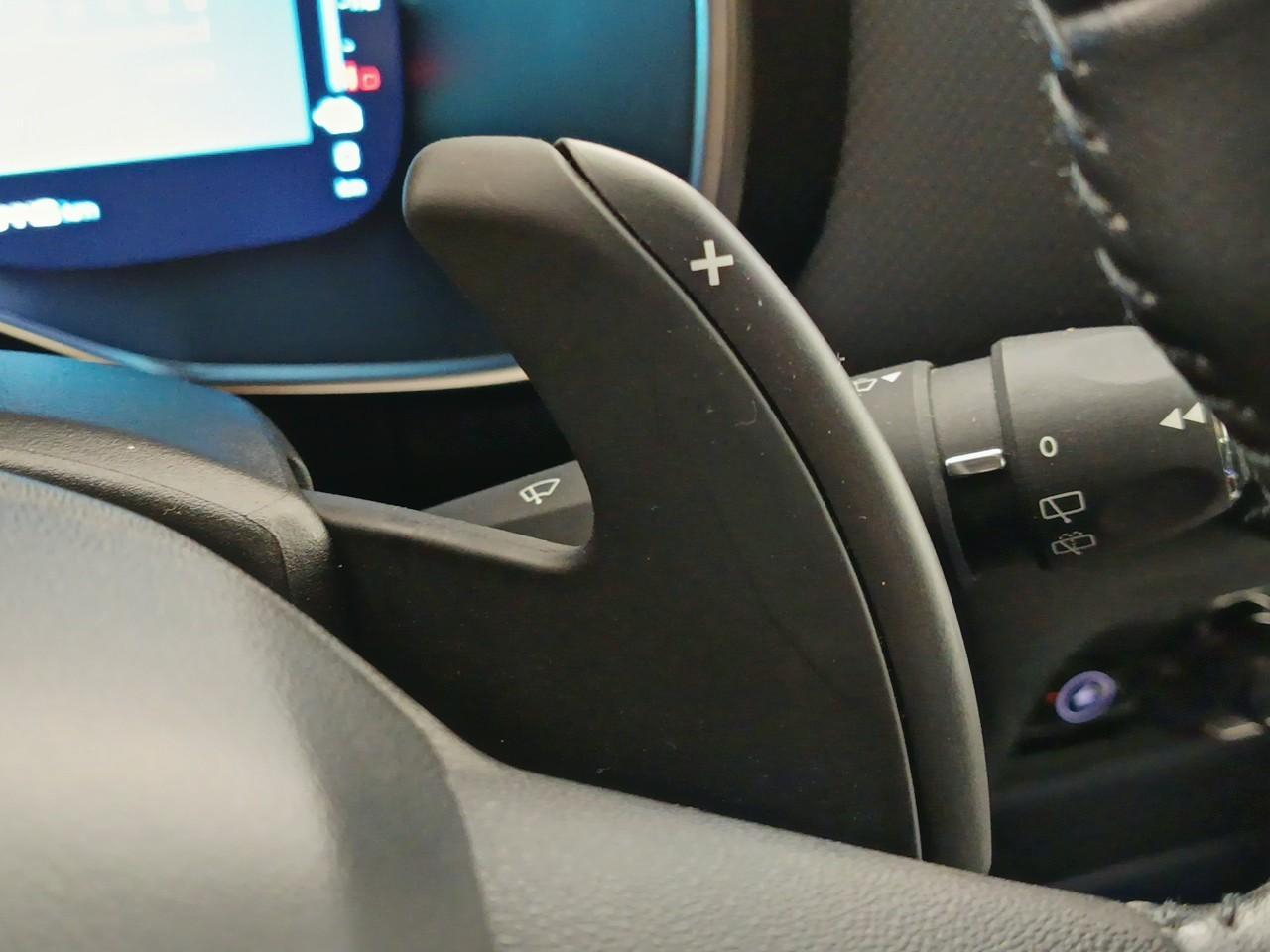 Citroën C5 Aircross hybride rechargeable 225 e-eat8 shine — photo 23