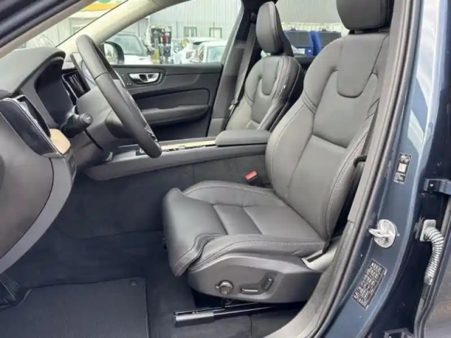 Volvo Xc60 t6 hybride rechargeable 350ch ultra style dark geartronic 8 awd — photo 12