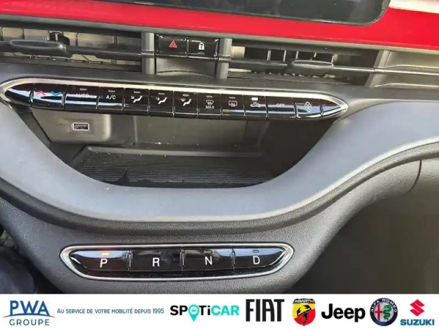 Fiat 500 e 118ch (red) my25 — photo 13