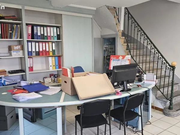 Local d'activité 73 m²