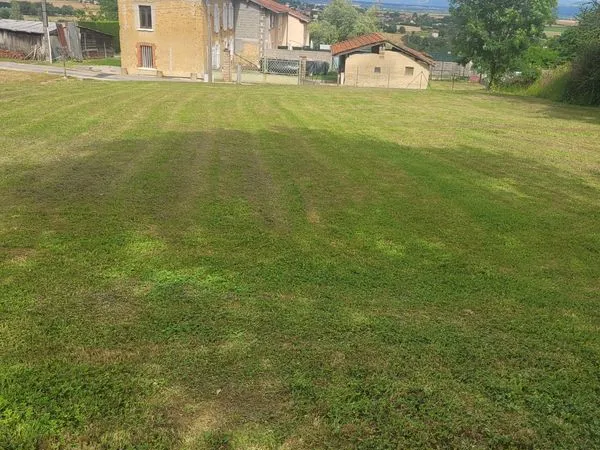 Terrain 740 m² Faramans