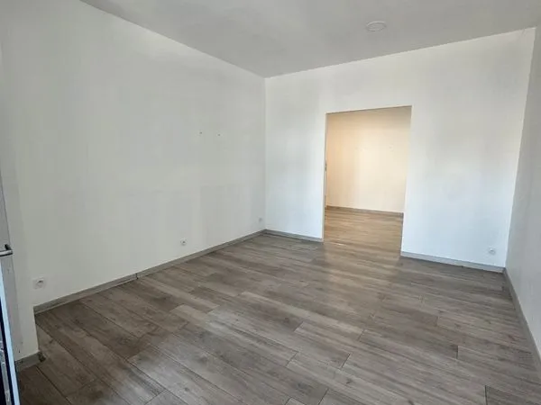 Local commercial 60 m²