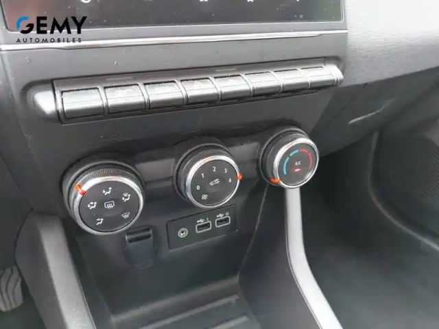 Renault Clio tce 90 — photo 24