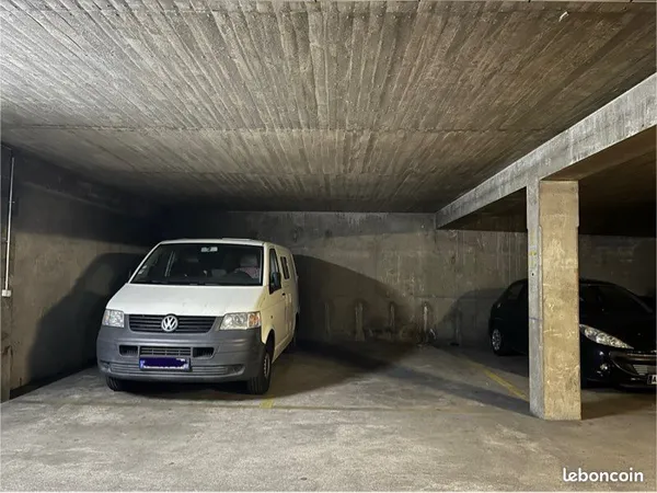 Parking souterrain accessible 2m