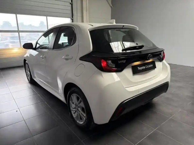 Toyota Yaris 120 vvt-i dynamic business 5p mc24 — photo 4