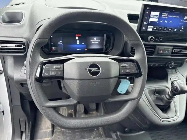 Opel Combo Cargo m 650 kg bluehdi 130 s&amp;s bvm6 — photo 12