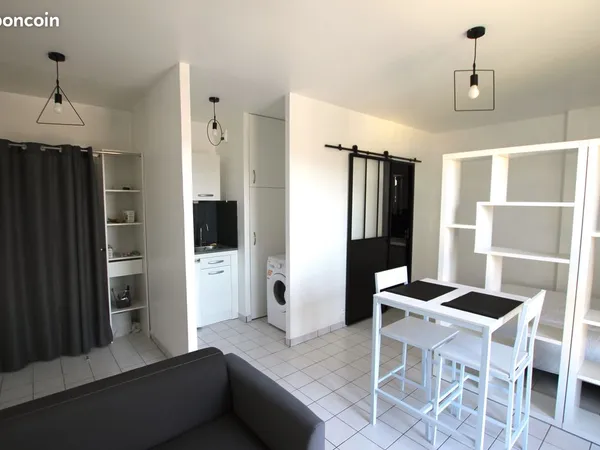 Studio 1 pièce 25 m²