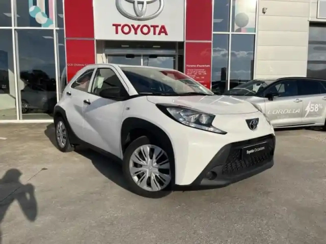 Toyota Aygo X 1.0 vvt-i 72ch active business — photo 2