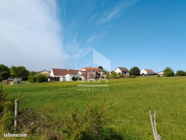 Terrain 1600 m² VROVILLE