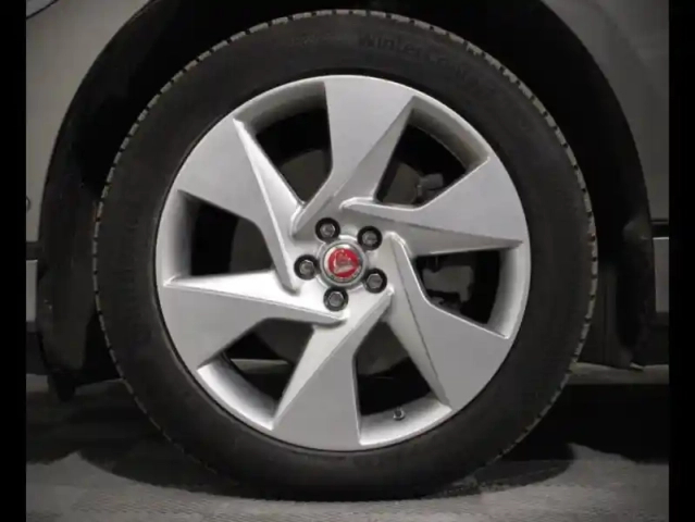 Jaguar I-Pace ev400 se awd — photo 6