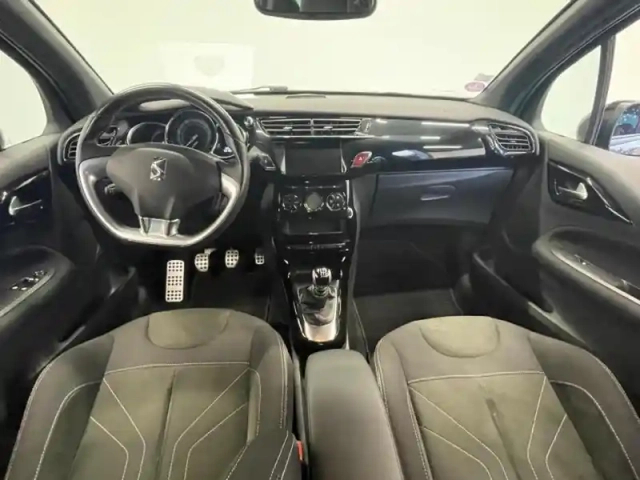 Ds Ds 3 puretech 130ch sport chic s&amp;s — photo 10