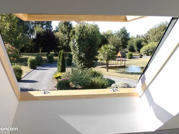 Studio meublé chargés comprises, uniquement étudiant