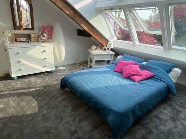 Grande et belle chambre chez l'habitant