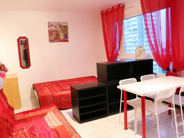 Studio 1 pièce 35 m²