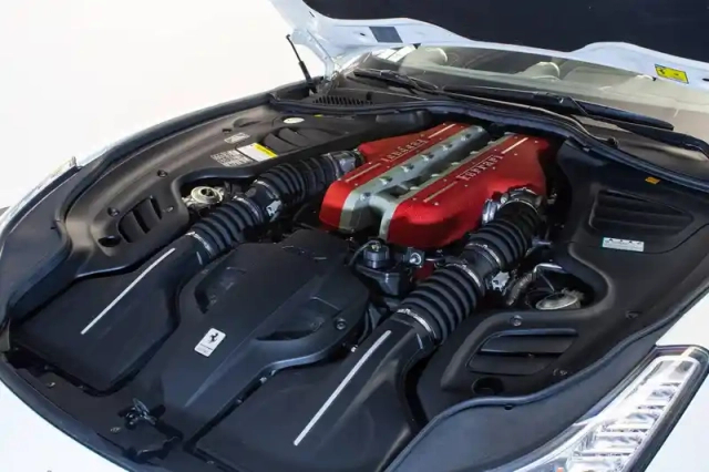 Ferrari Gtc4Lusso gtc4 lusso v12 6.0 690ch — photo 10