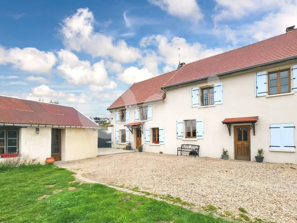 Maison 5 pièces 164 m²