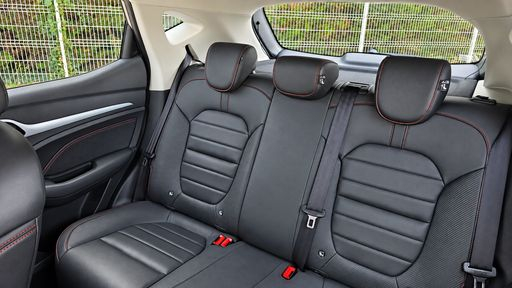 MG ZS 1.5 VTI-Tech 106 - Luxury – 2022 – 69089 km – Essence – Boîte Manuelle — photo 39
