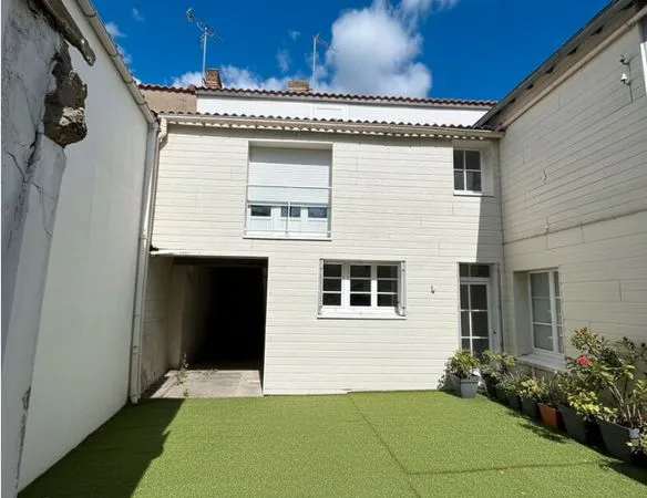Immeuble 10 pièces 155 m²