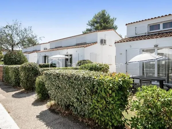 Spécial investissement - T2 duplex meublé et parking en résidence de tourisme