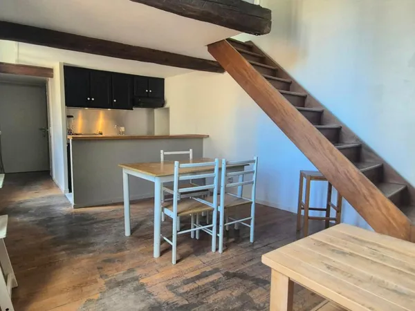 Appartement 2 pièces 43.28 m2 , centre ville de Montpellier, place Albert 1 er