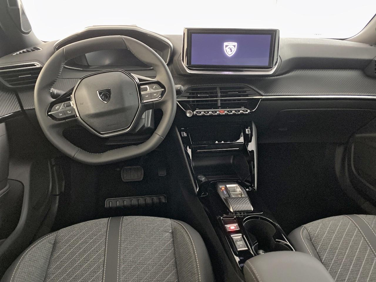 Peugeot 2008 hybrid 145 ch e-dcs6 allure — photo 8