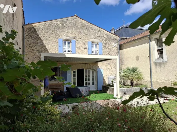 Maison 7 pièces 200 m²
