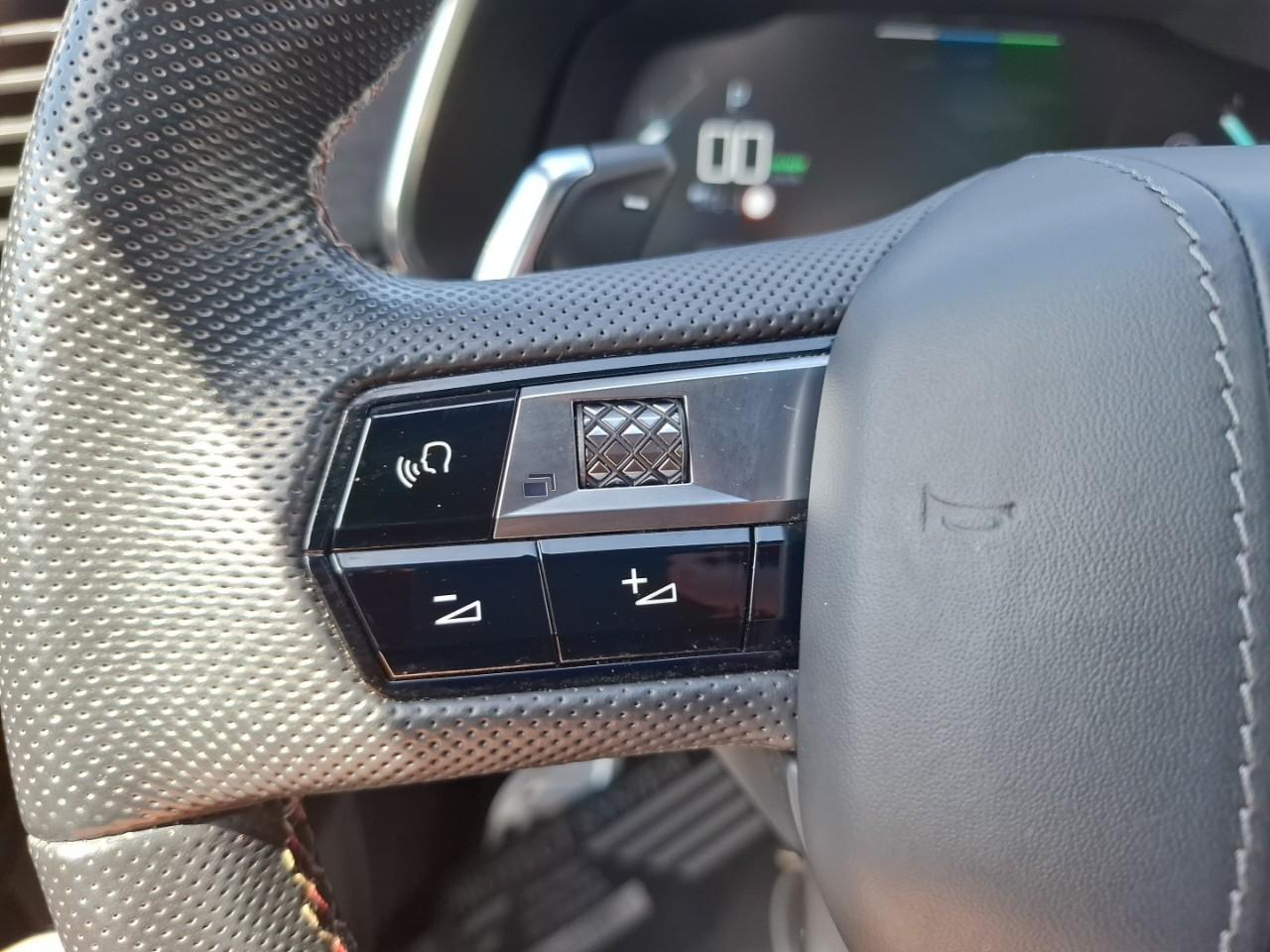 Ds Ds 7 crossback e-tense 4x4 300ch performance line + — photo 14