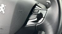 Peugeot 308 Sw 1.2 PureTech 130ch S&S Allure Pack EAT8 — photo 19