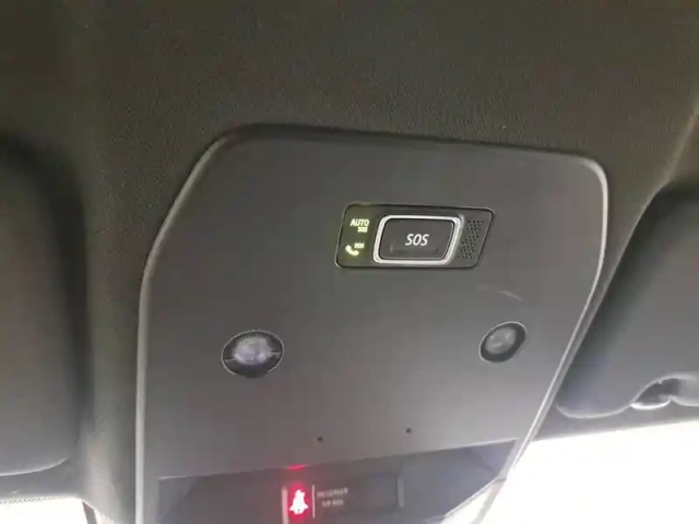 Renault Megane e-tech ev60 220 ch super charge — photo 10