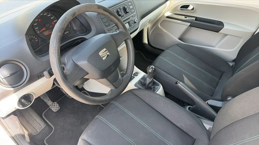 Seat Mii 1.0 60 - Style – 2016 – 101400 km – Essence – Boîte Manuelle — photo 12