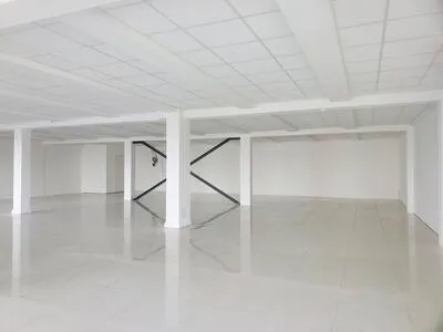 LOCAL DE 95 M² EN RDC HOUELBOURG