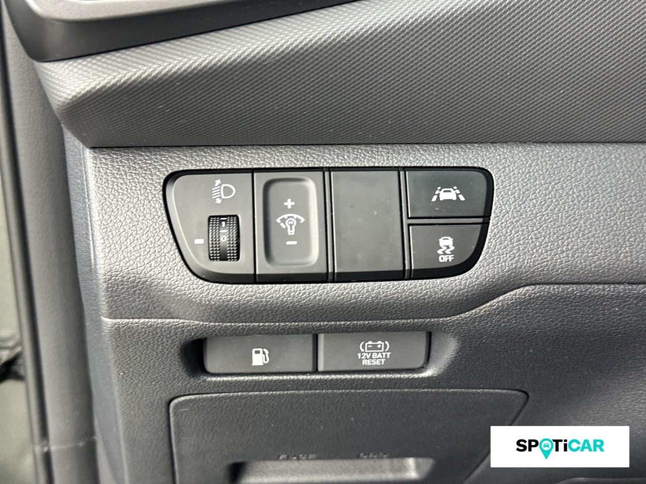 Hyundai Ioniq hybrid 141ch creative — photo 18