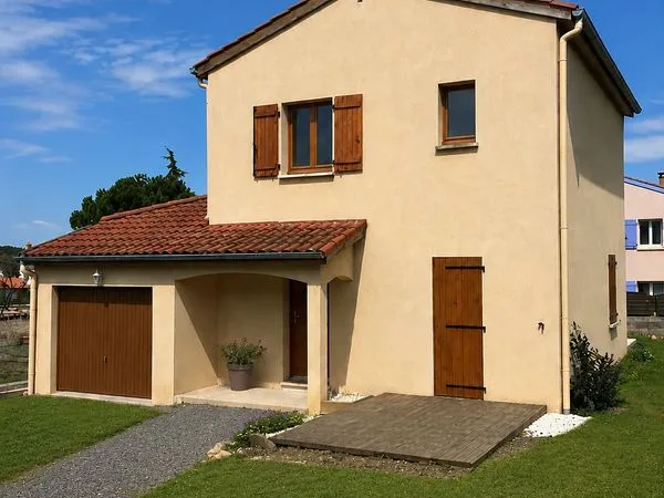 Maison 80 m2 proche commerces et écoles