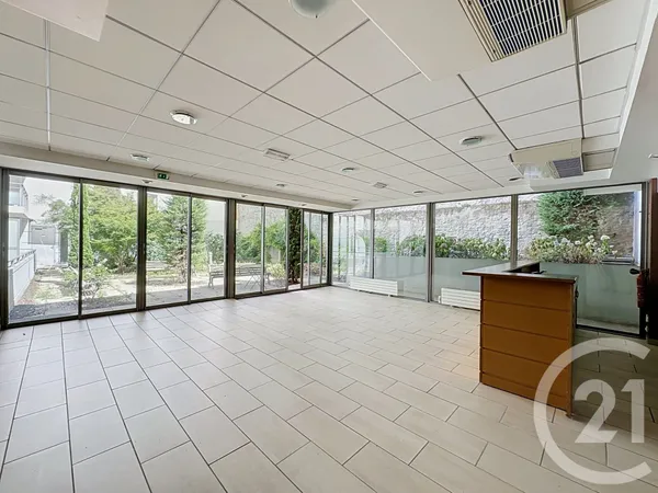 Appartement 2 pièces 111 m²