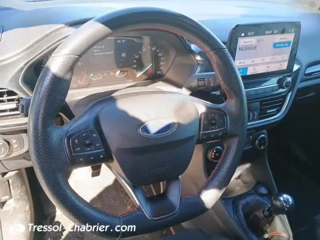 Ford Fiesta 1.0 ecoboost 95 ch s&amp;s bvm6 st-line — photo 12
