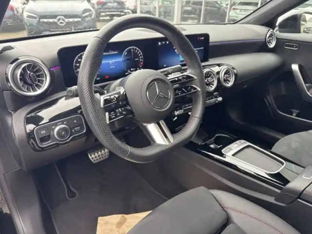 Mercedes Classe A 250 e hybrid eq amg line — photo 29