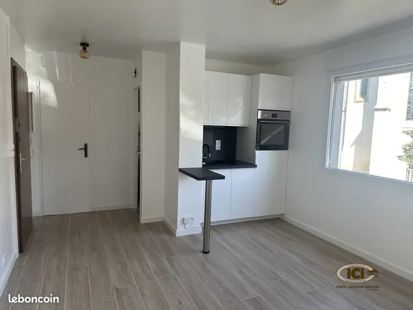 Studio 1 pièce 22 m²