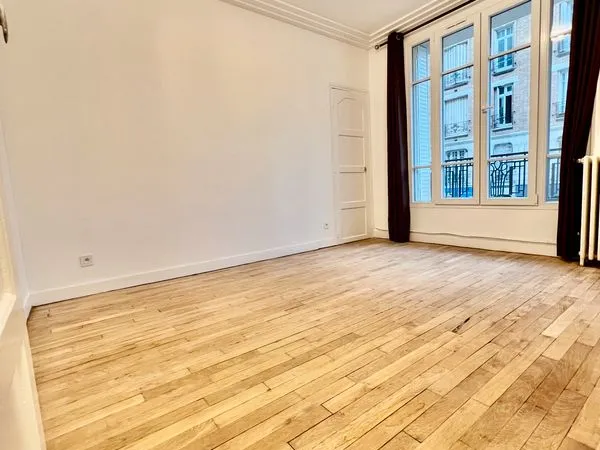 Studio 24m2 rénové Asnières sur Seine