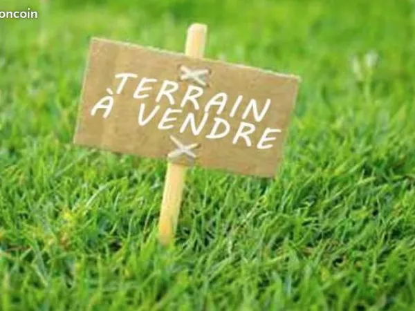 Terrain 906 m² Auros