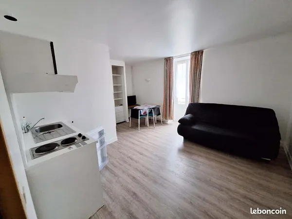 Studio Meublé à 77370 FONTENAILLES Petit village entre Melun et Nangis