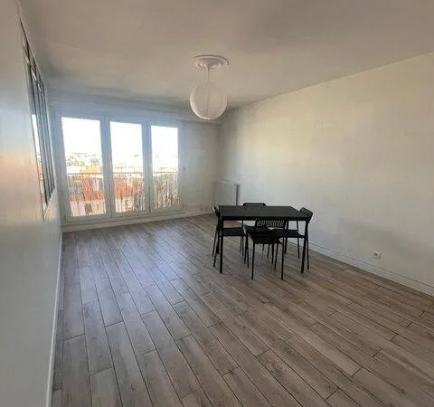 Appartement 4 pièces 81 m²