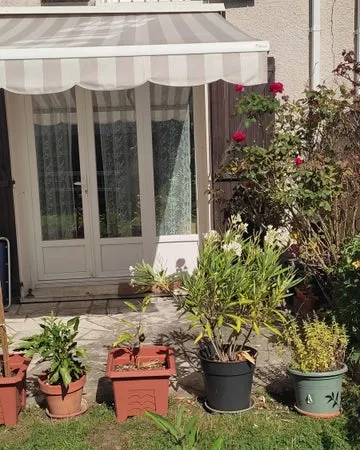 Chambre meublée 11 m² – proche RER D