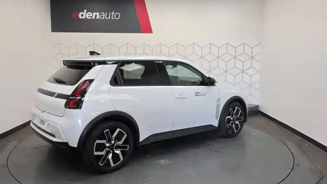 Renault 5 renault  e-tech electrique 10 ch autonomie confort — photo 8